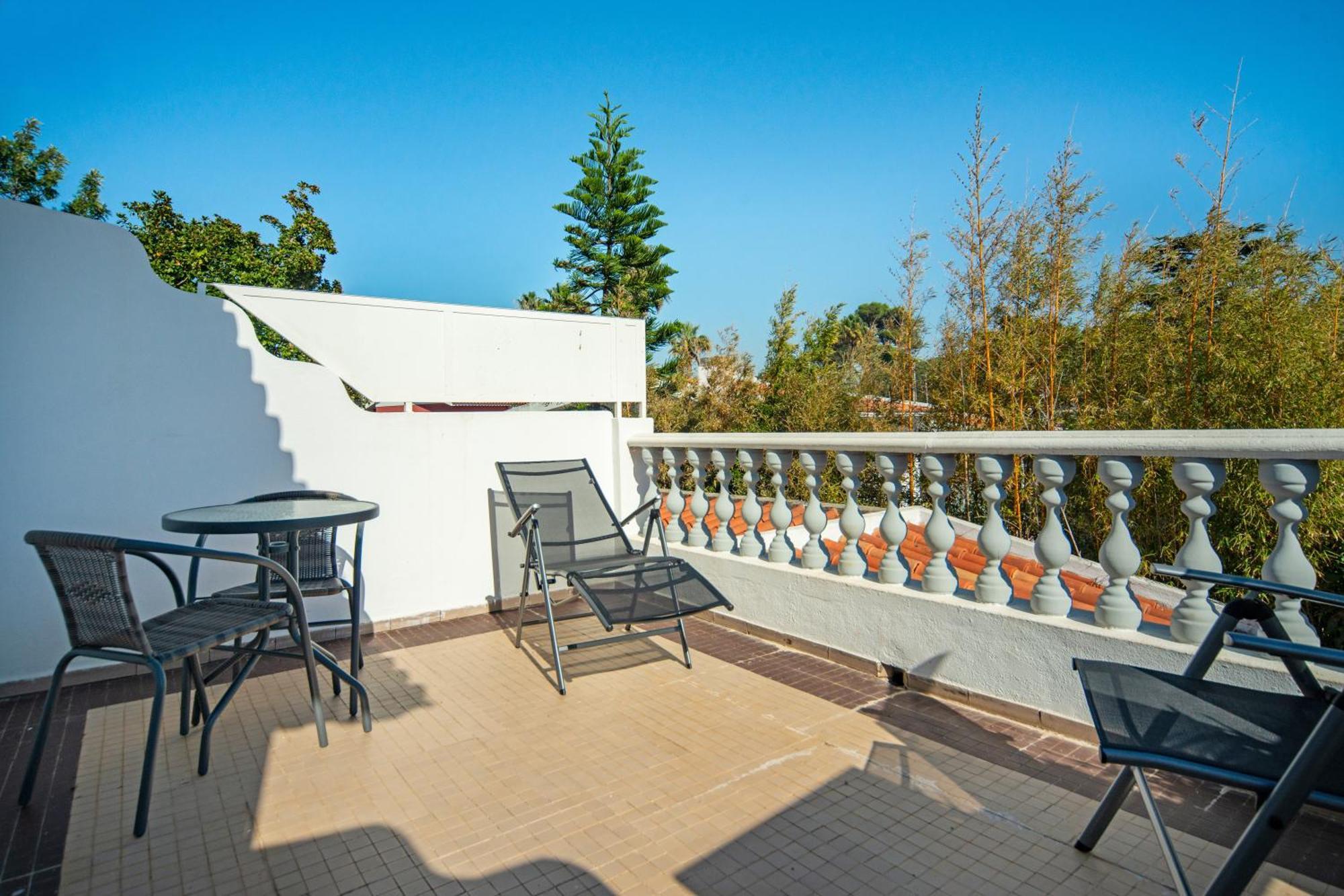 4-Bedroom House In Cascais, Near Guincho Beach 외부 사진